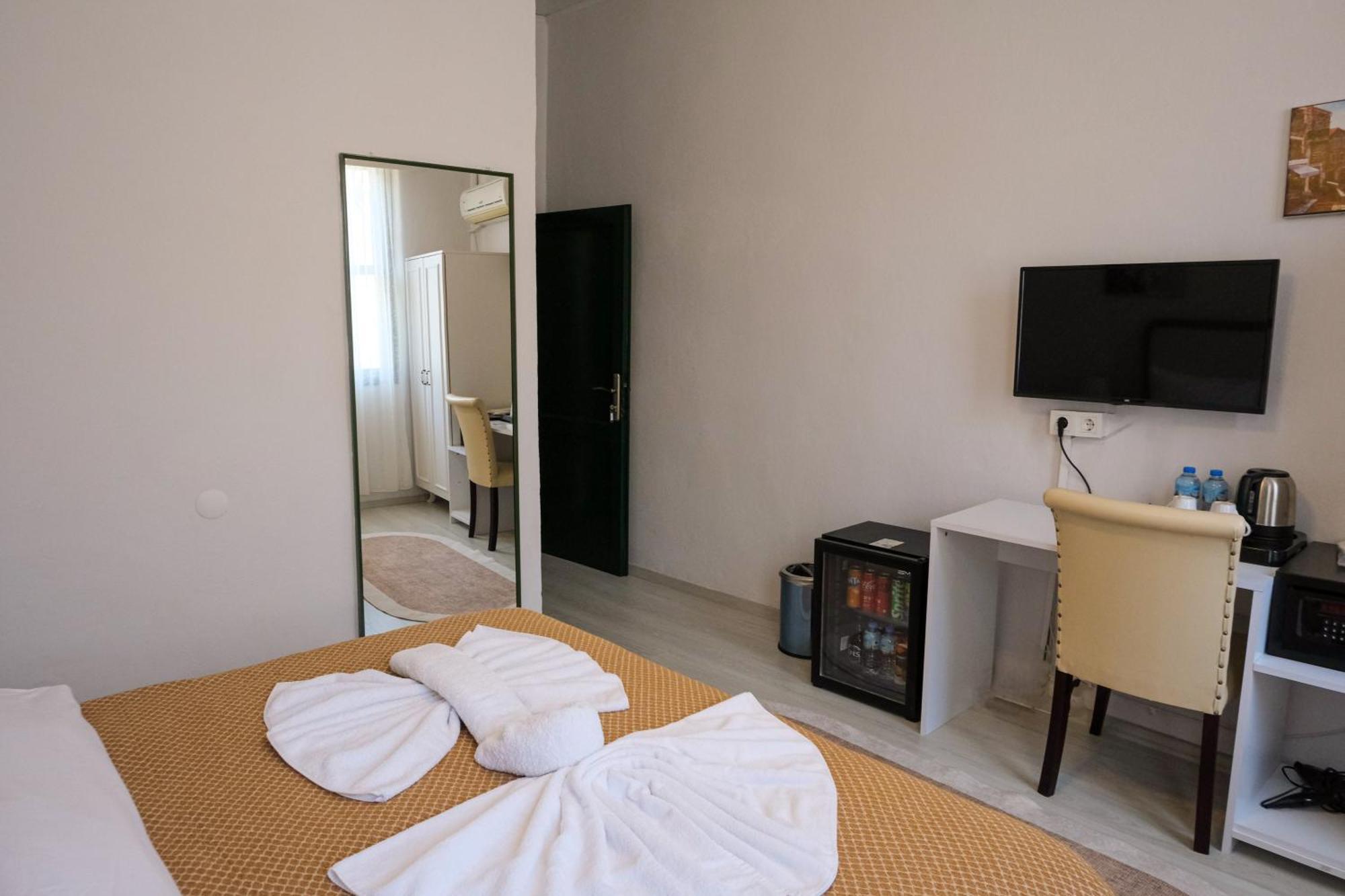 Garden Palace Boutique Hotel 2*